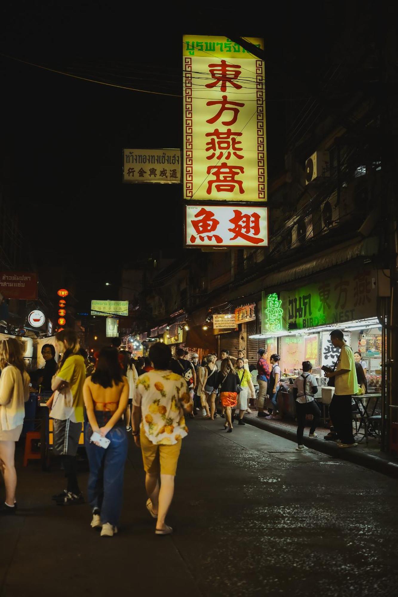 Hidden Gems In China Town, 2Br Apartment Банкок Екстериор снимка