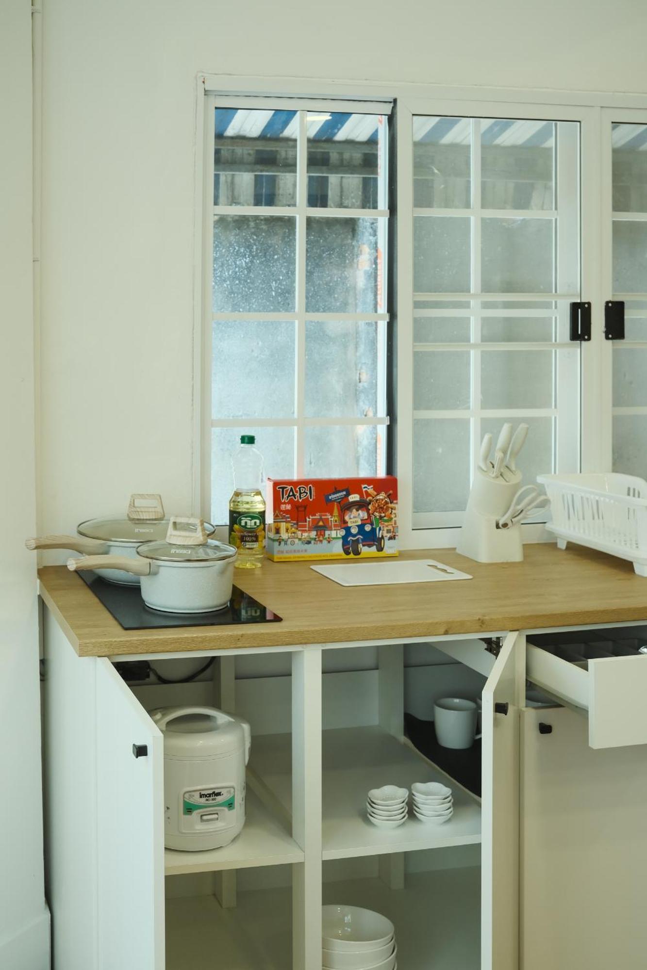 Hidden Gems In China Town, 2Br Apartment Банкок Екстериор снимка