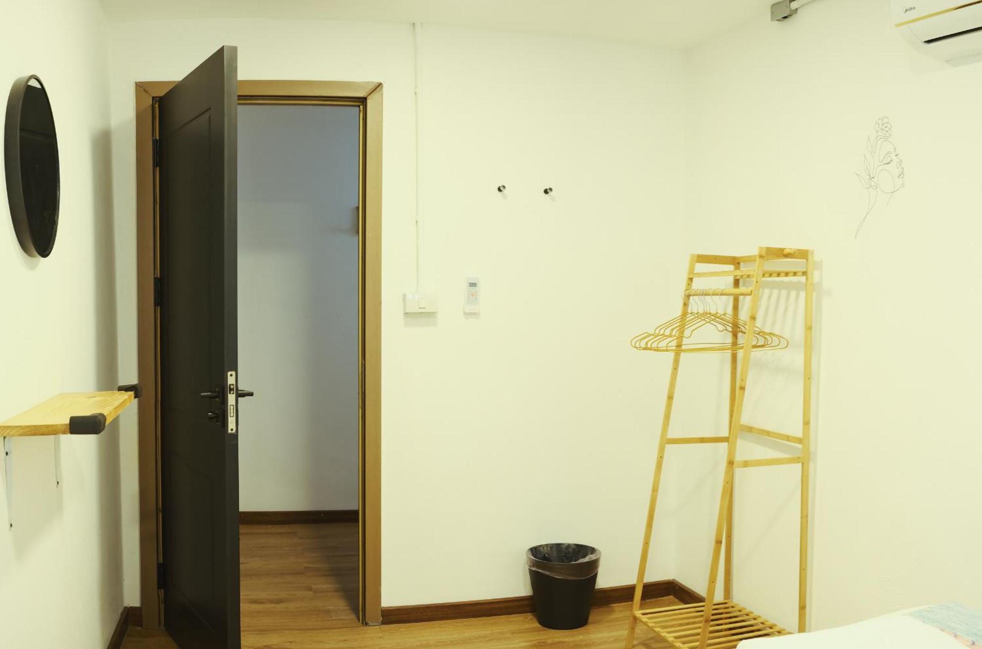 Hidden Gems In China Town, 2Br Apartment Банкок Екстериор снимка