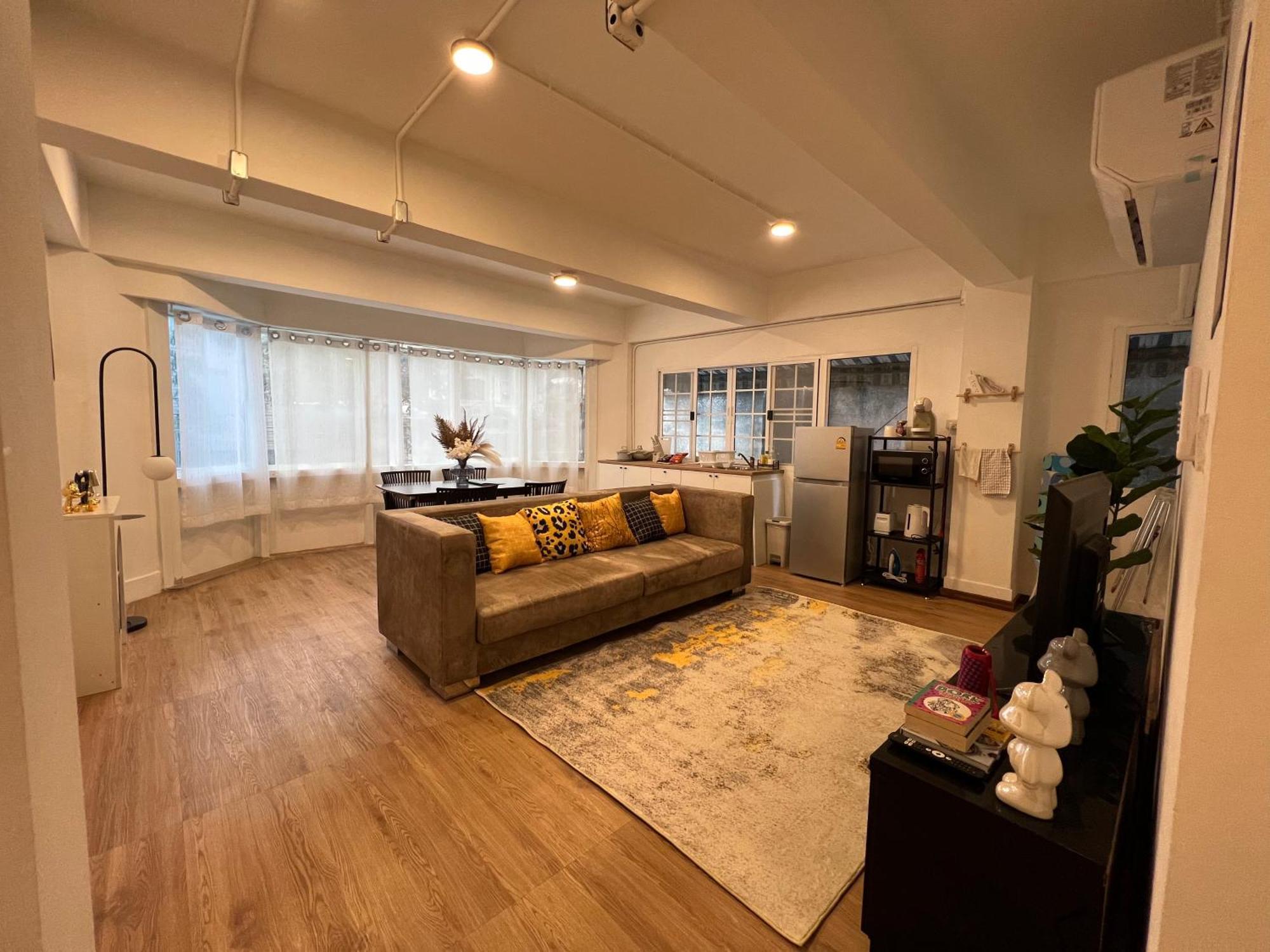 Hidden Gems In China Town, 2Br Apartment Банкок Екстериор снимка